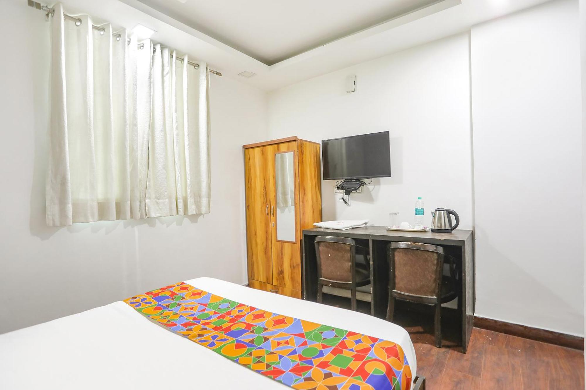 Fabexpress The Arrow Hotell New Delhi Exteriör bild